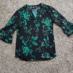 Kasper Emerald Floral Ruffle Sleeve Blouse